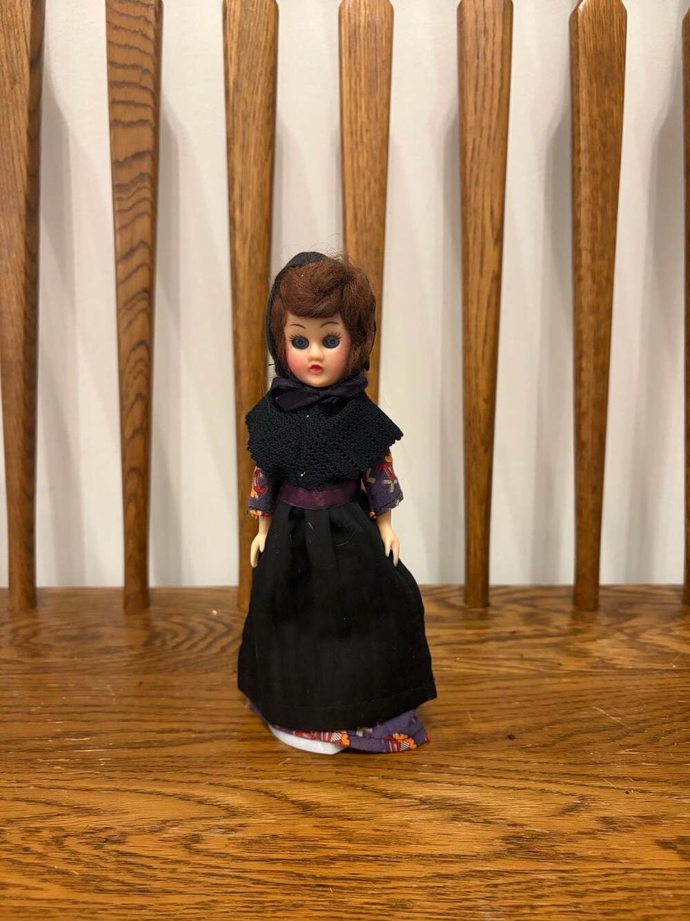 Vintage Collectible Souvenir Doll Traditional Folk Costume 7 Inch